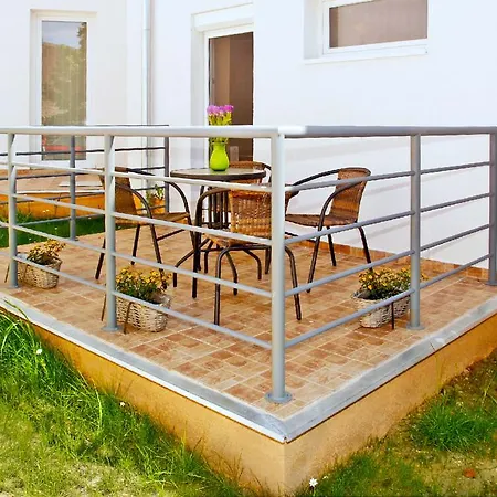 Apartamento Diamonds Pécs